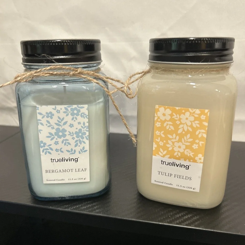 Trueliving ‎ 11.5 oz Jar Scented Candle Set Bergamot Leaf & Tulip Field